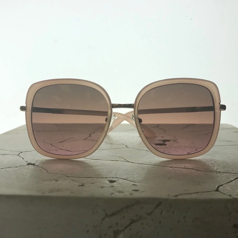 Oscar DeLa Renta Square Light Pink Slim Arm Two Tone Tint - Picture 2 of 6